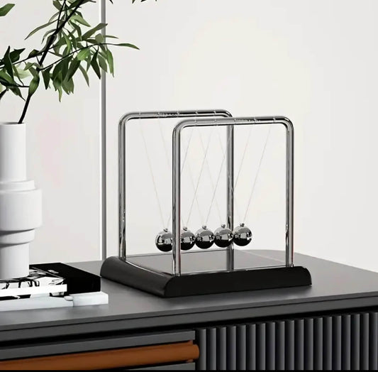 🌌 Cosmic Motion Desk Display – Newton’s Cradle