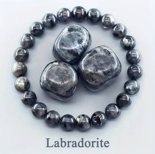 🌌 Labradorite Bracelet – The Stone of Cosmic Awakening